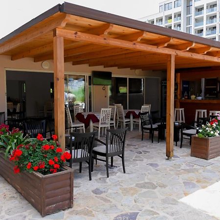 Hotel Kriti Max , Shengjin Shëngjin Екстериор снимка