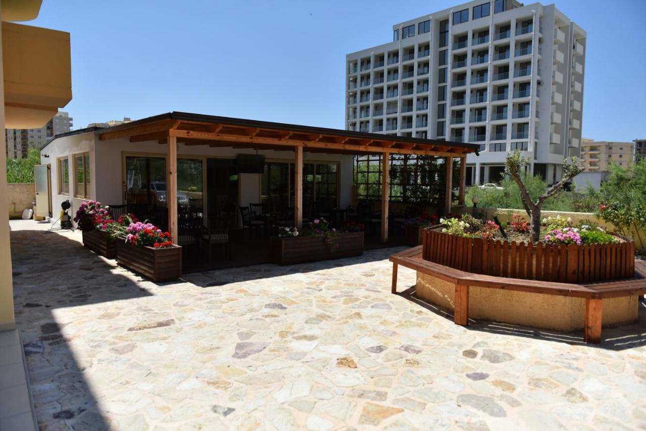 Hotel Kriti Max , Shengjin Shëngjin Екстериор снимка