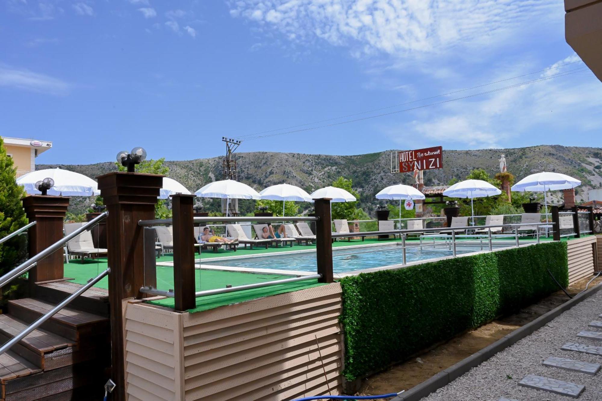 Hotel Kriti Max , Shengjin Shëngjin Екстериор снимка
